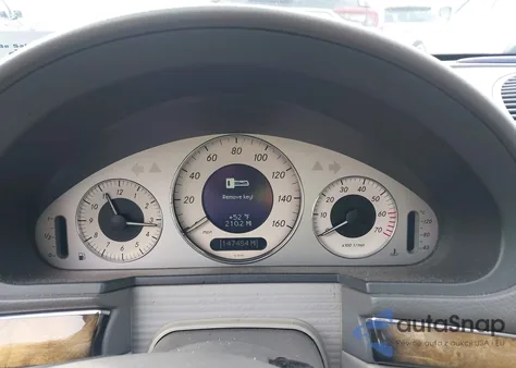 2004 Mercedes-Benz E 320 from USA, damaged, VIN WDBUF65J84A485832